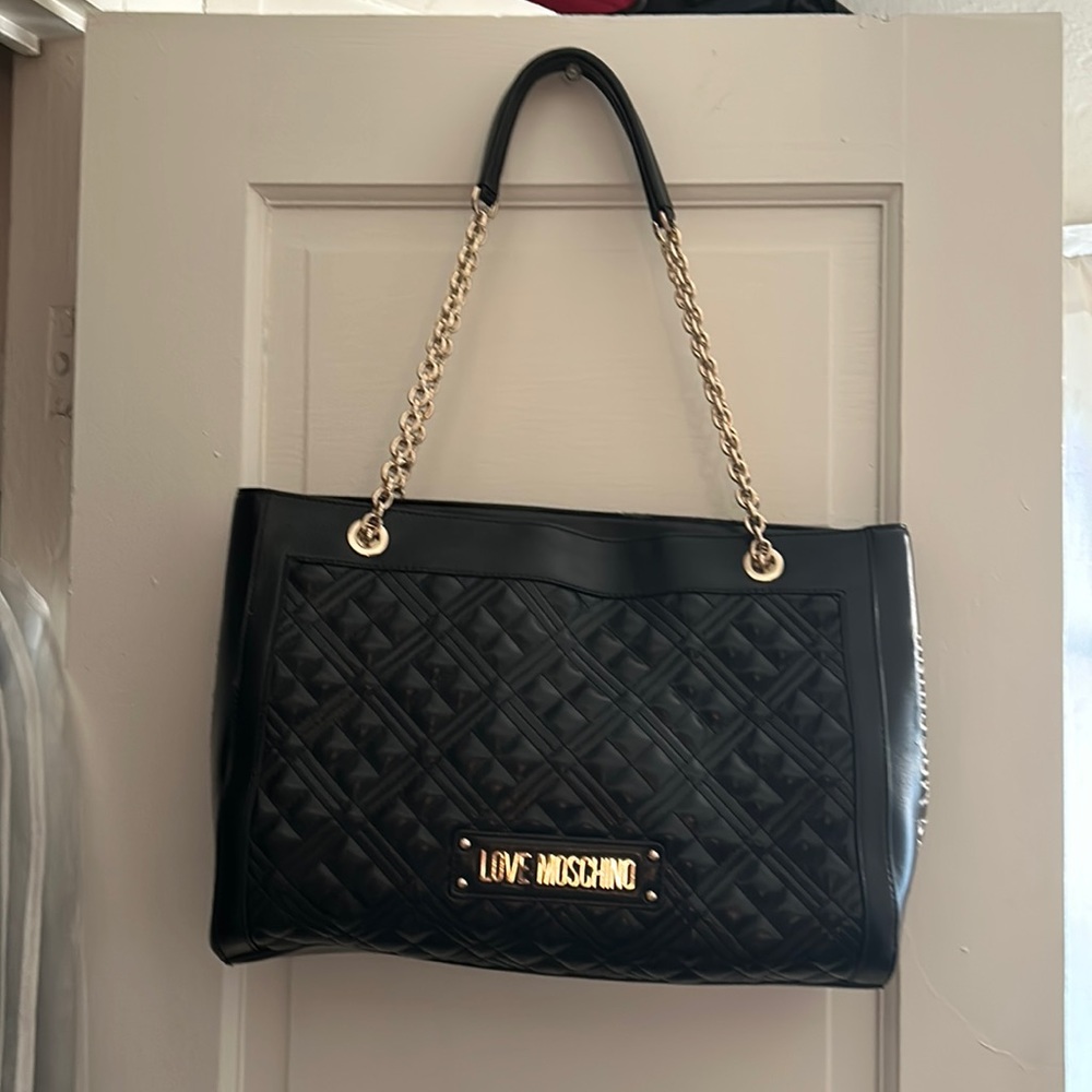 Love moschino black medium sized bag